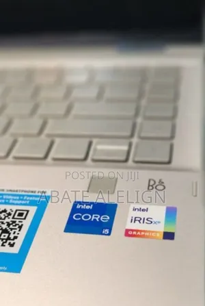 New Laptop HP Pavilion 13 X360 8GB Intel Core I5 SSD 512GB