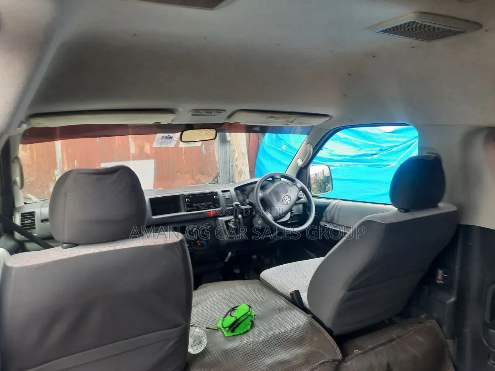 Toyota HiAce 2016 White