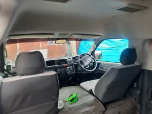 Toyota HiAce 2016 White