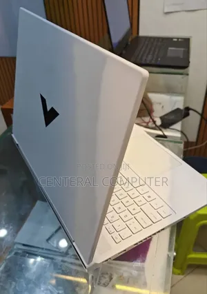 New Laptop HP Victus 15 16GB Intel Core I7 SSD 1T