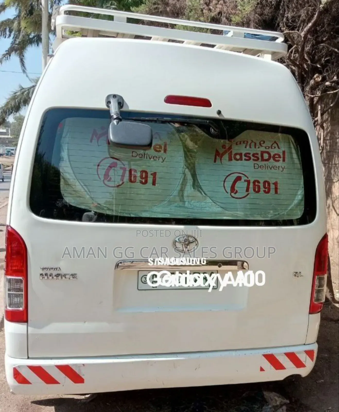 Toyota HiAce 2018 White