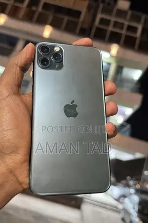 Photo - New Apple iPhone 11 Pro Max 256 GB Black