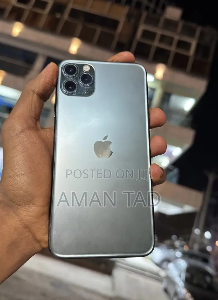 New Apple iPhone 11 Pro Max 256 GB Black