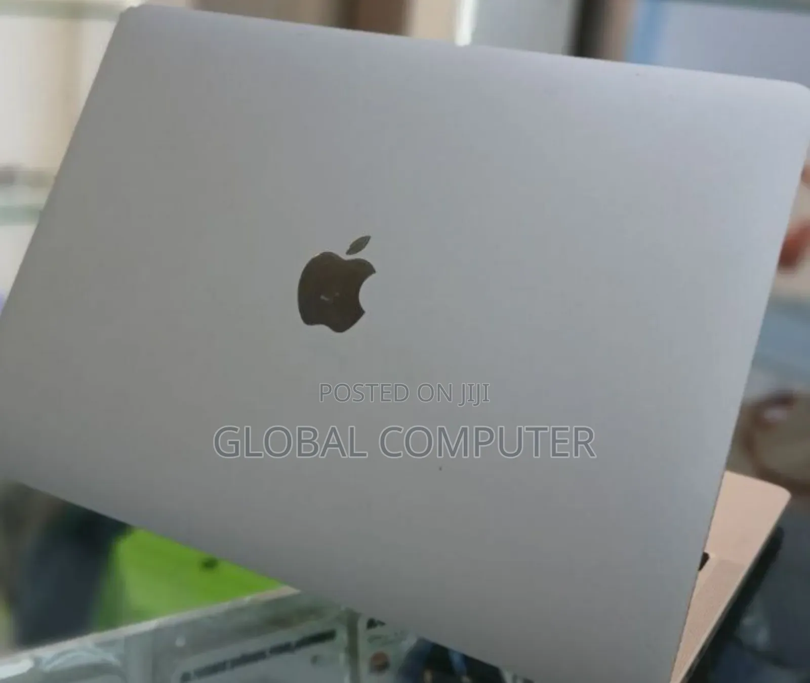 New Laptop Apple MacBook Pro 2023 M2 Max 14-inch 8GB Apple M2 SSD 256GB