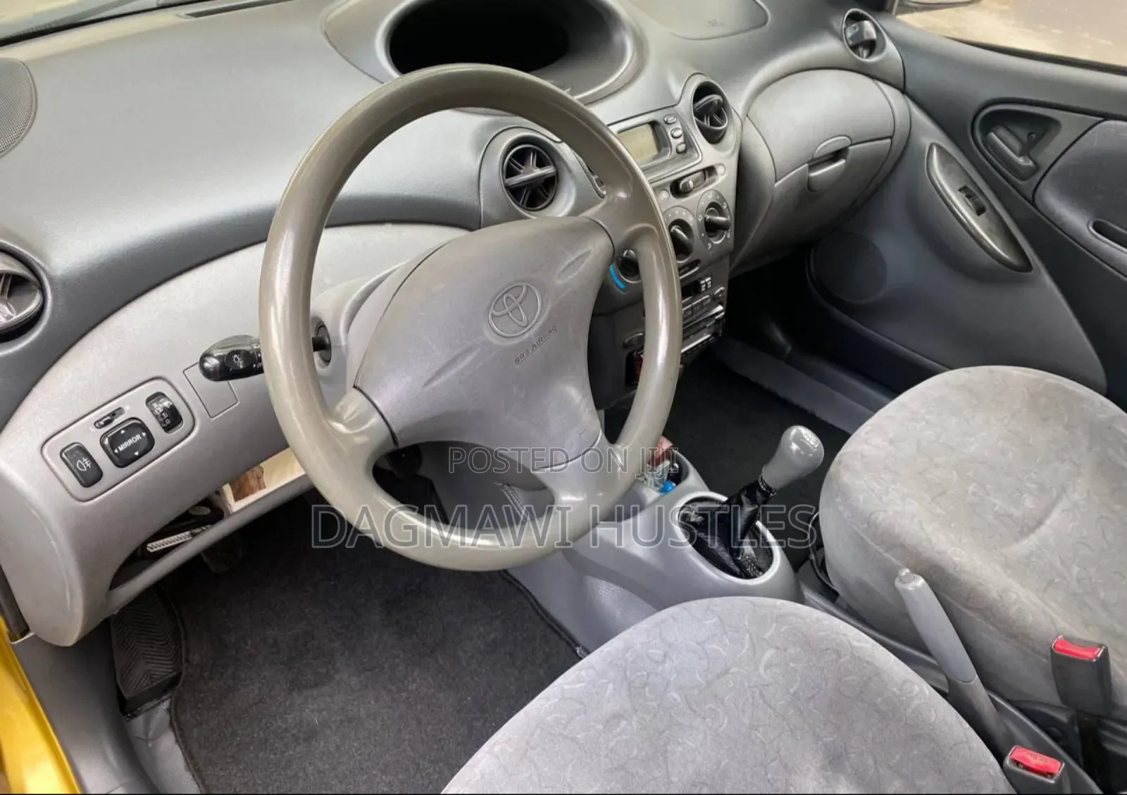 Toyota Yaris 1.0 1999 Yellow