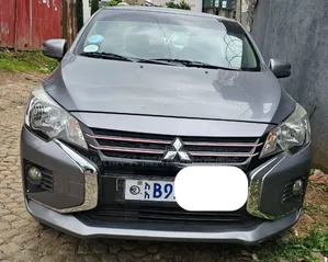 Mitsubishi Attrage 2021 Gray