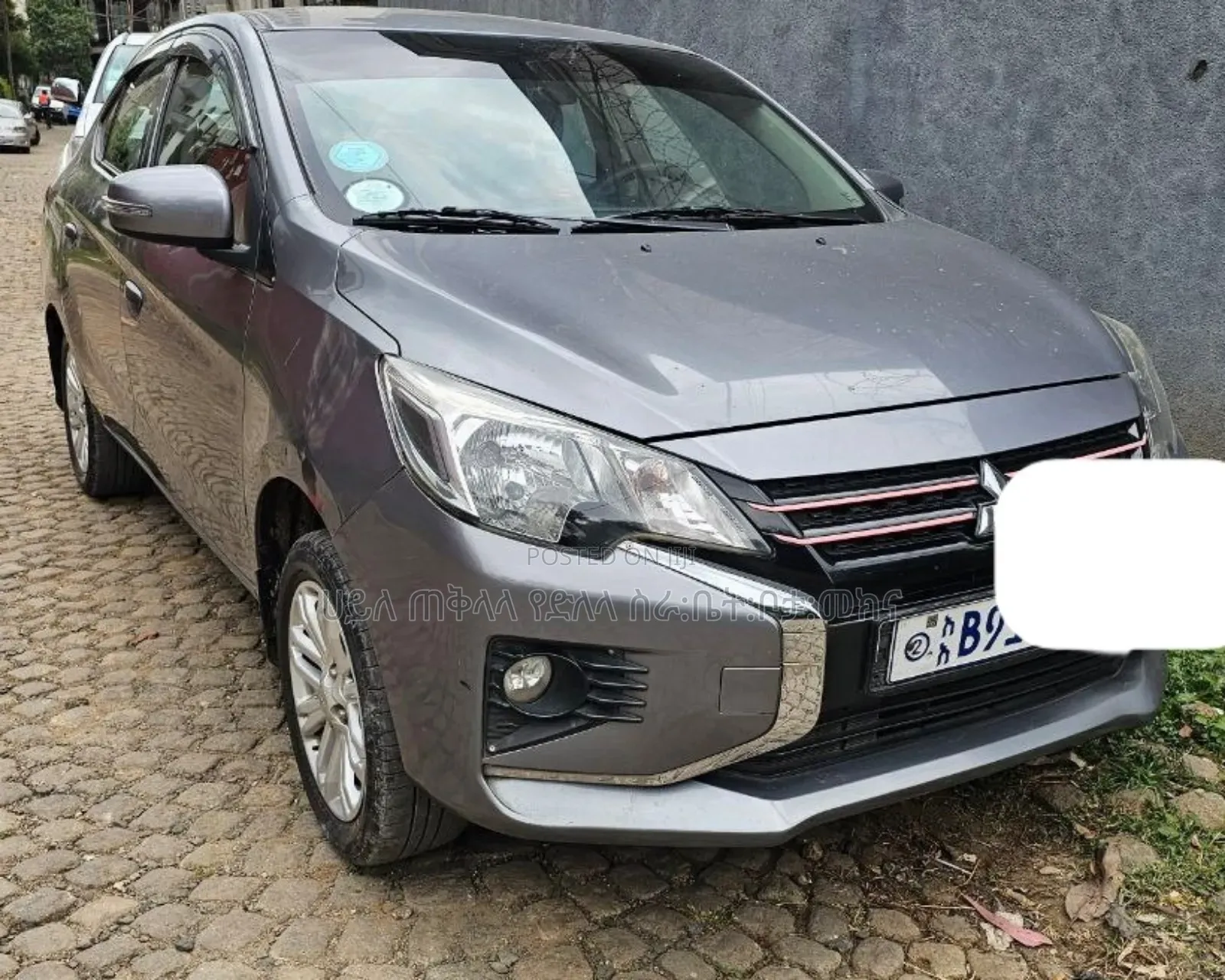 Mitsubishi Attrage 2021 Gray