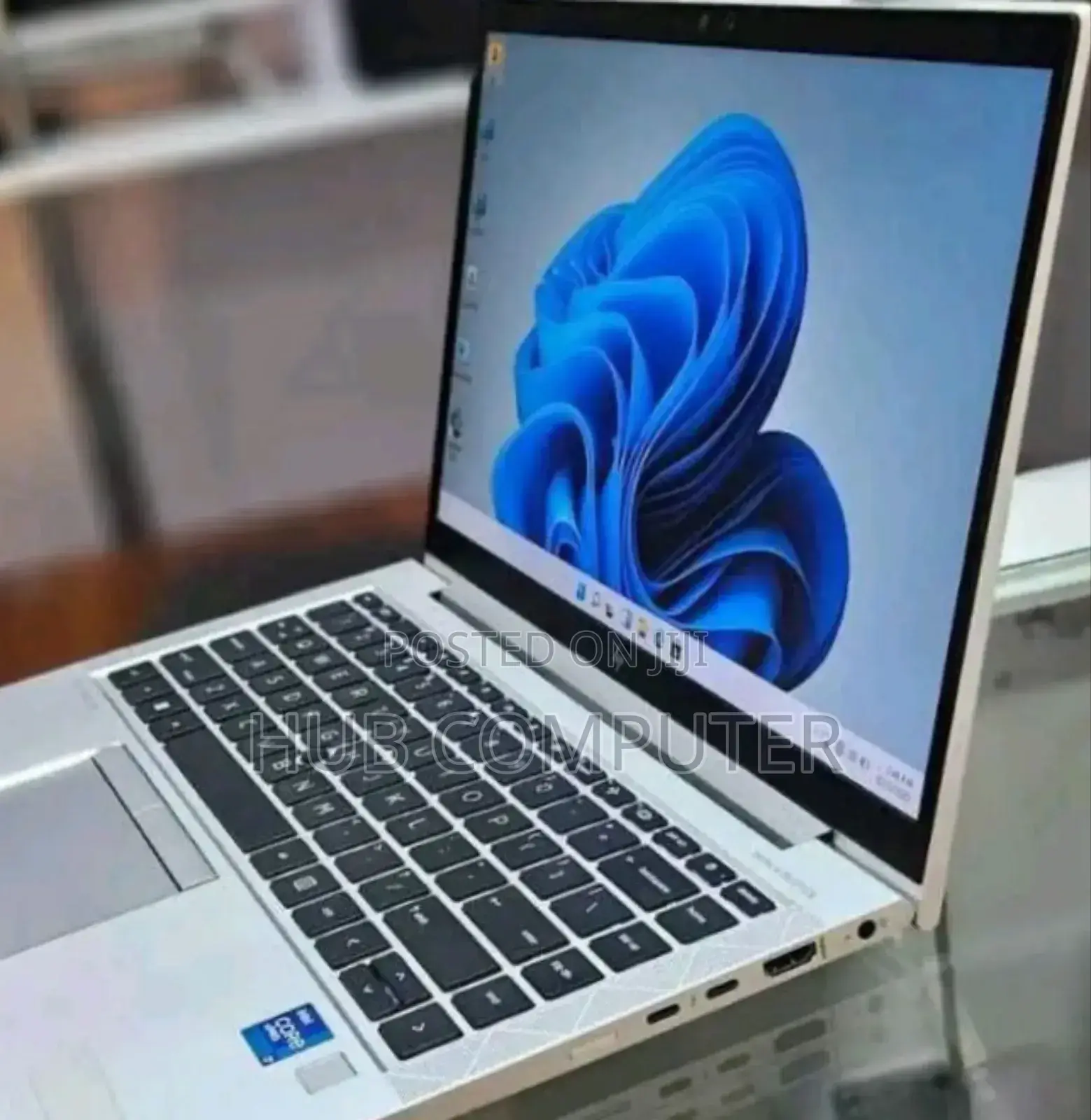 New Laptop HP EliteBook 840 G8 16GB Intel Core I7 SSD 512GB