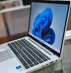 New Laptop HP EliteBook 840 G8 16GB Intel Core I7 SSD 512GB