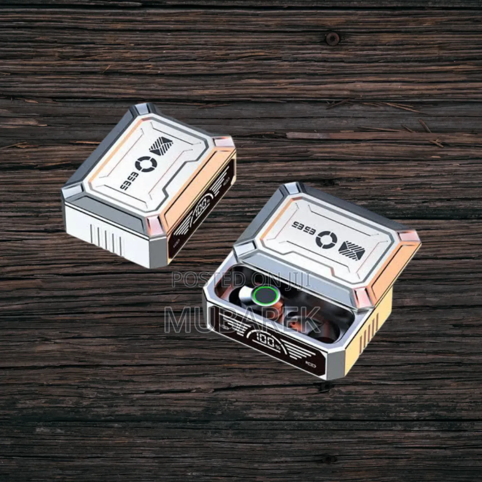 M99 Earbud Pure Bass With a Sleek, Minimalist Design