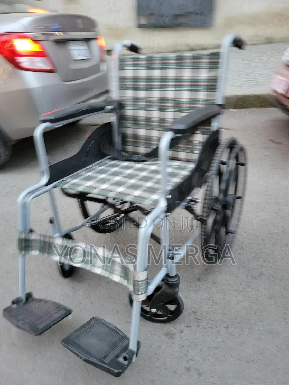 Normal Wheelchair昀臨wheelchair丈琴lightweight Folding Wheelchair
