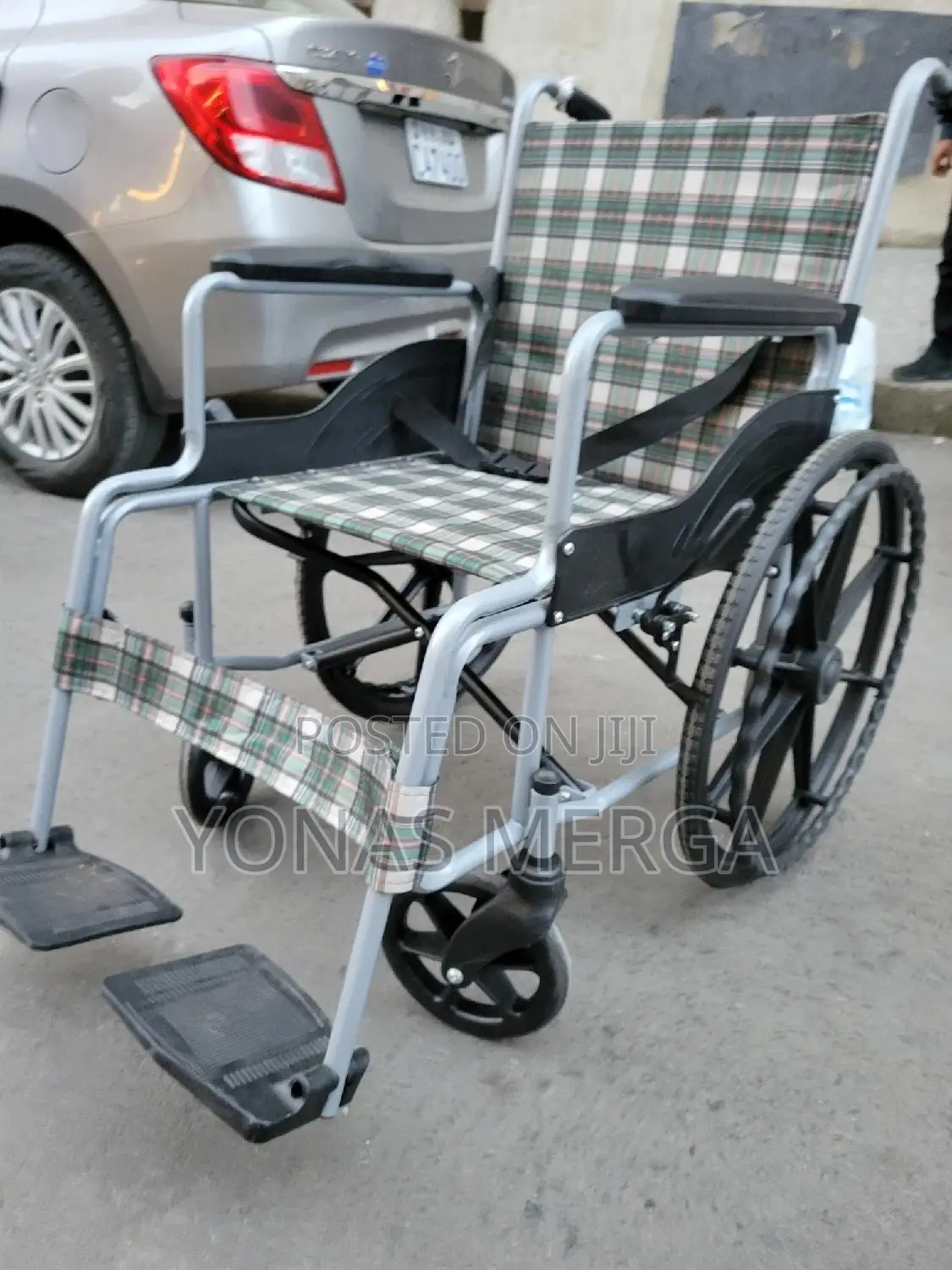 Wheelchair//Used for Standing Training for Patients巨人員wheelchair