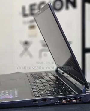 New Laptop MSI Vector 16 HX AI A2XWIG 16GB Intel Core Ultra 7 SSD 1T