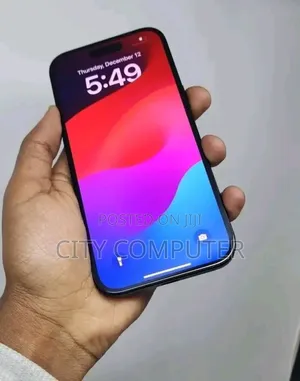 Photo - New Apple iPhone 15 128 GB Gray