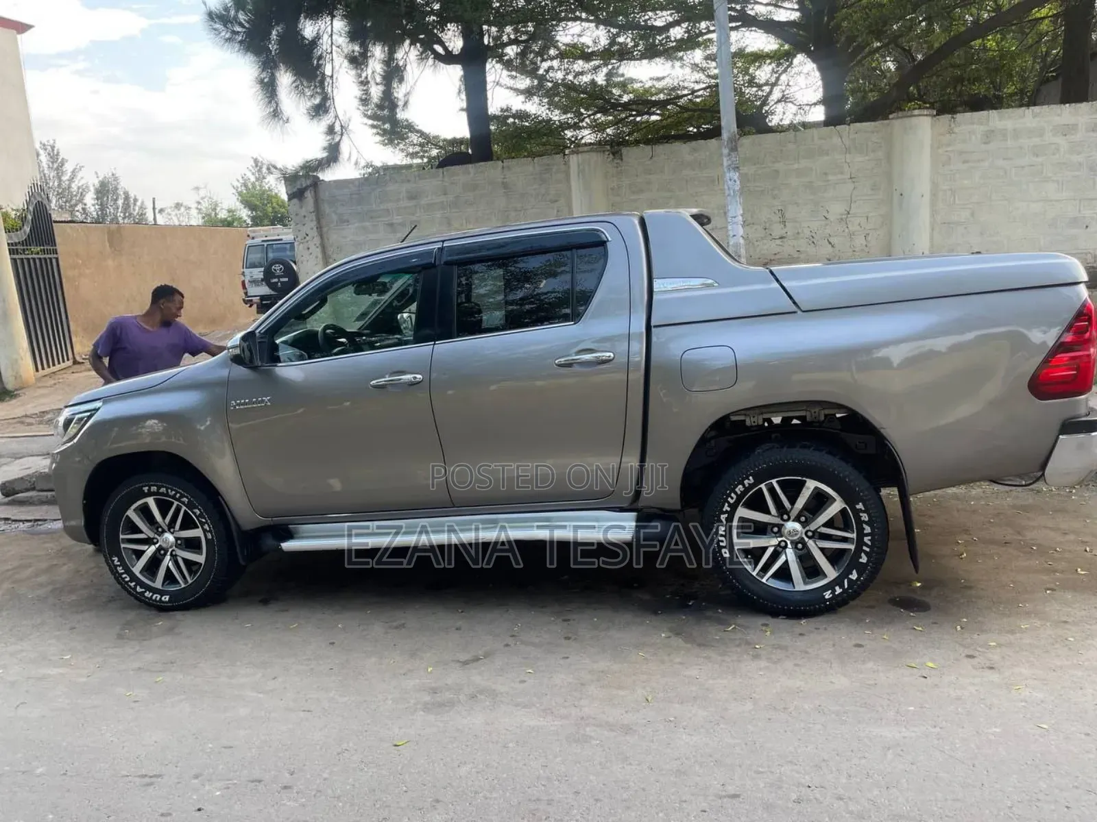 Toyota Hilux 2019 Silver