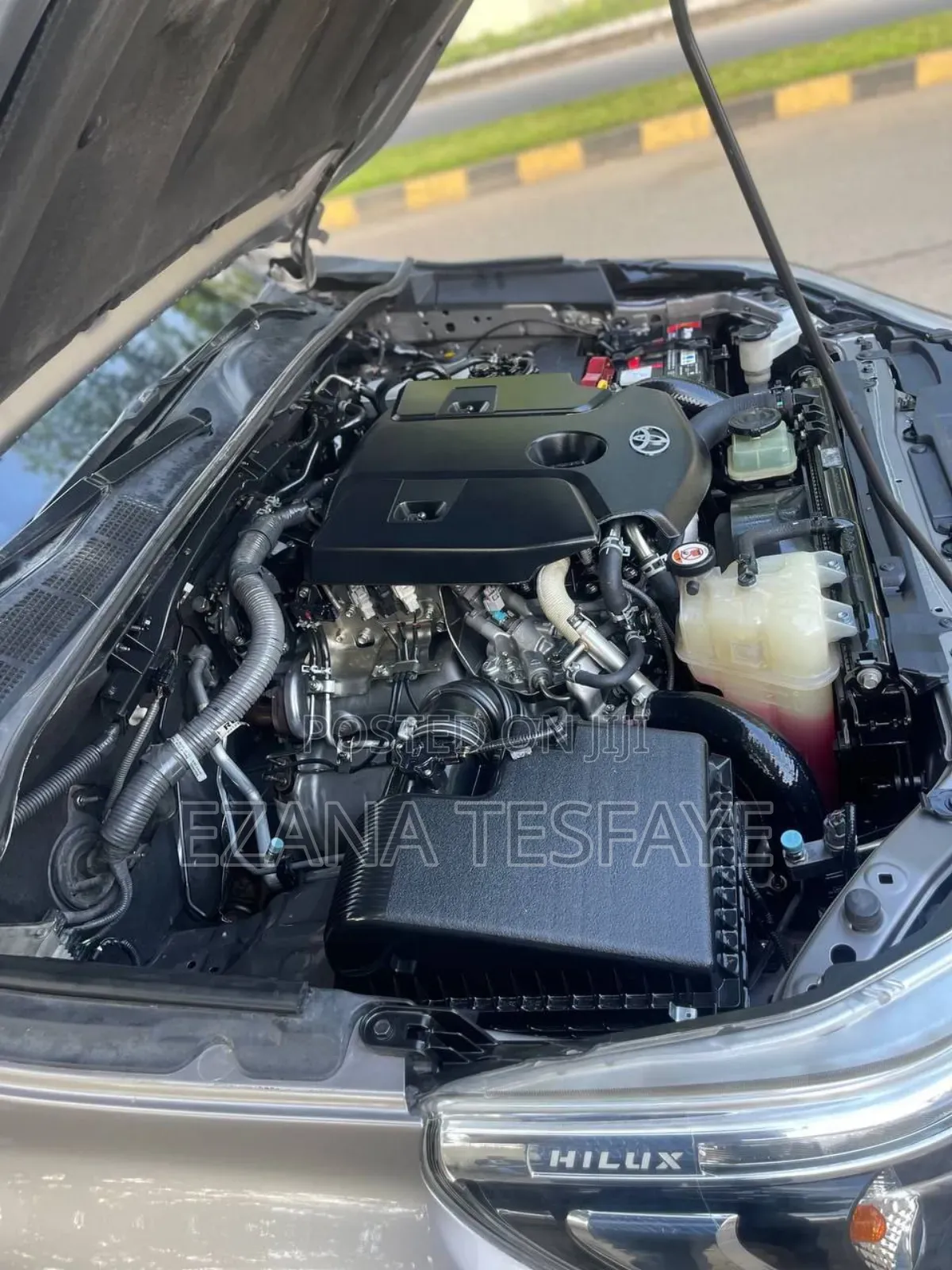 Toyota Hilux 2019 Silver