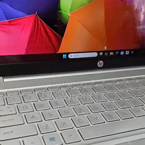 New Laptop HP Pavilion 15 12GB Intel Core i5 SSD 512GB