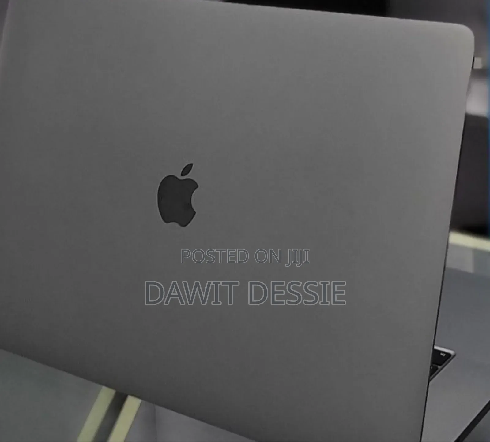 New Laptop Apple MacBook Pro 2019 16GB Intel Core I7 SSD 512GB