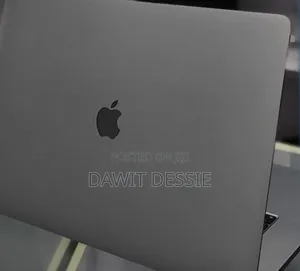 Photo - New Laptop Apple MacBook Pro 2019 16GB Intel Core I7 SSD 512GB