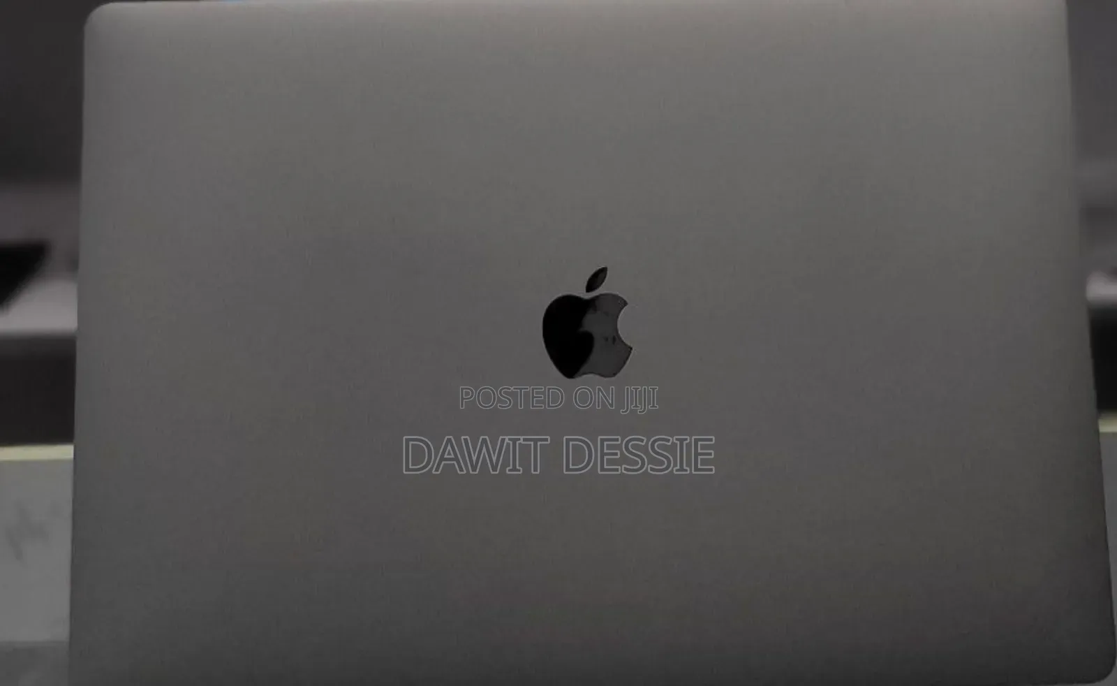 New Laptop Apple MacBook Pro 2019 16GB Intel Core I7 SSD 512GB