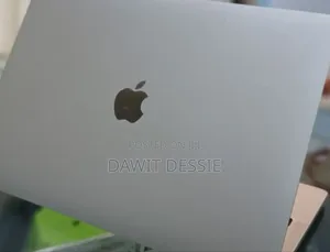 New Laptop Apple MacBook Air 2022 M2 8GB Apple M2 SSD 256GB