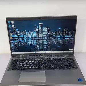Photo - New Laptop Dell Precision 5540 32GB Intel Core I7 SSD 512GB