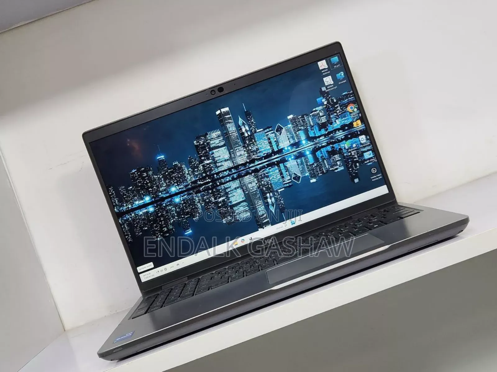 New Laptop Dell Precision 5540 32GB Intel Core I7 SSD 512GB