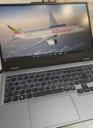 New Laptop Lenovo Ideapad 3 24GB Intel Core I5 SSD 1T