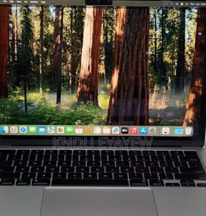 New Laptop Apple MacBook Air 2025 M4 13-Inch 16GB Apple M4 SSD 256GB