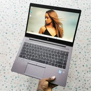 New Laptop HP ZBook Studio G5 16GB Intel Core I7 SSD 512GB