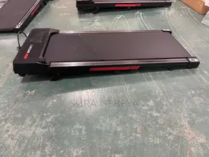 ዘመናዊ የመሮጫ ማሽን Reebok Jet300 Series የሚባል Reebok ድርጅት ያመረተዉ መሮጫ ማሽን ነዉ