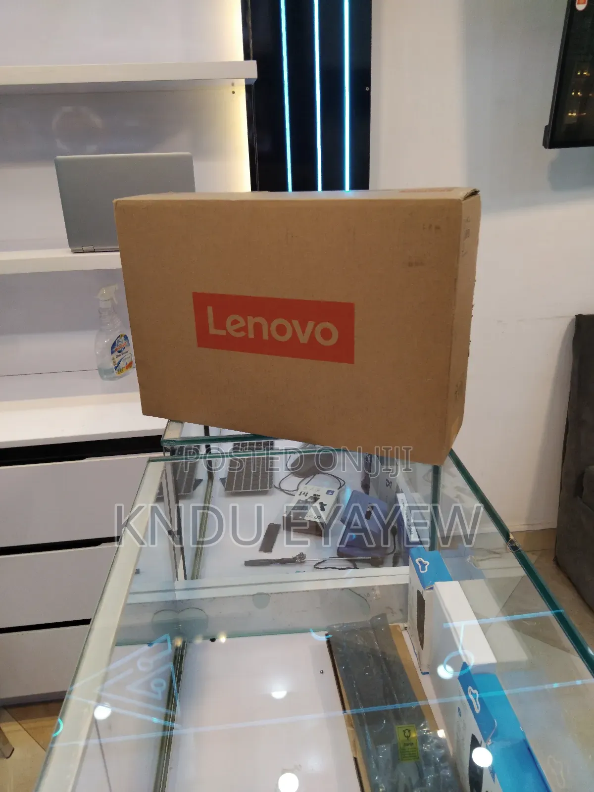 New Laptop Lenovo Yoga Book 9i 16GB Intel Core Ultra 7 SSD 1T