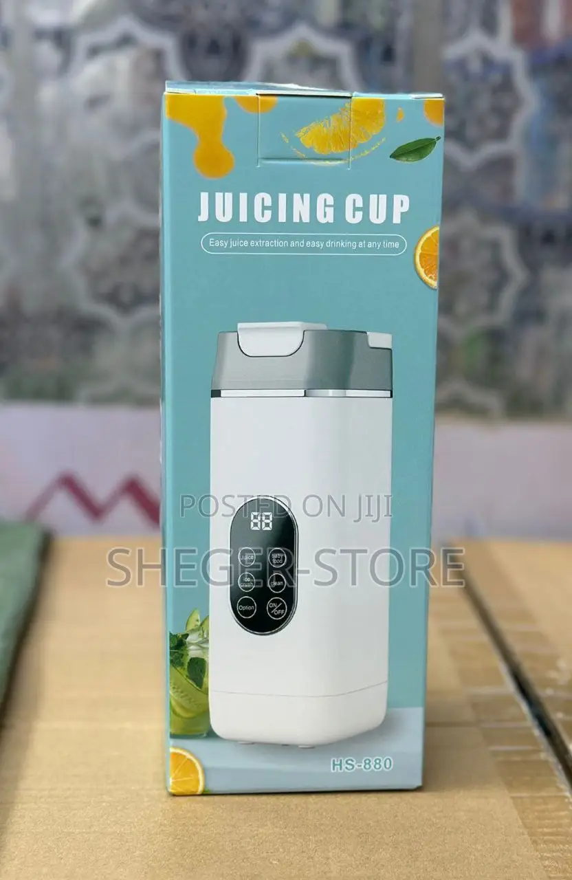 High Class Portable Juicer Cup ( Rechargeable )
- ለቤት፣ ለቢሮ፤ ለመኪና