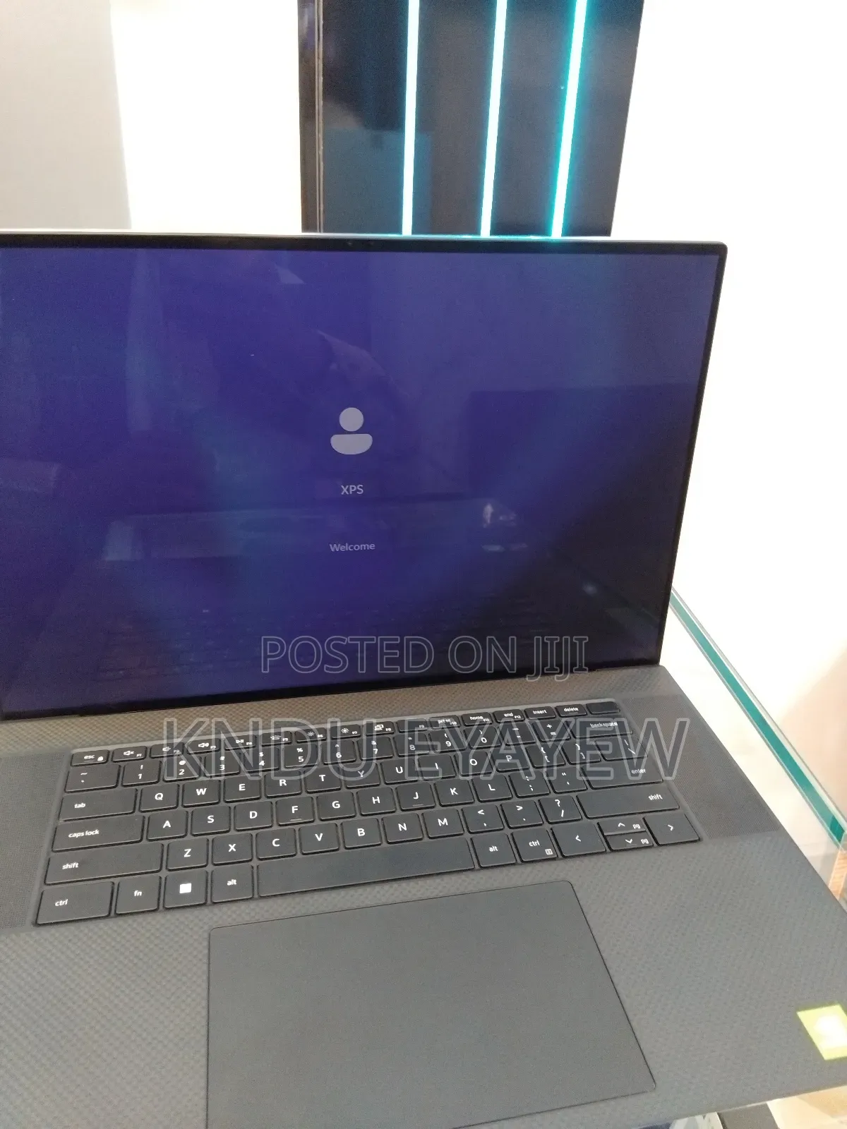New Laptop Dell XPS 15 64GB Intel Core I9 SSD 4T