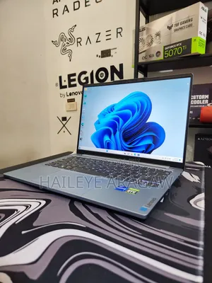 New Laptop Lenovo IdeaPad Y510p 16GB Intel Core I7 SSD 1T