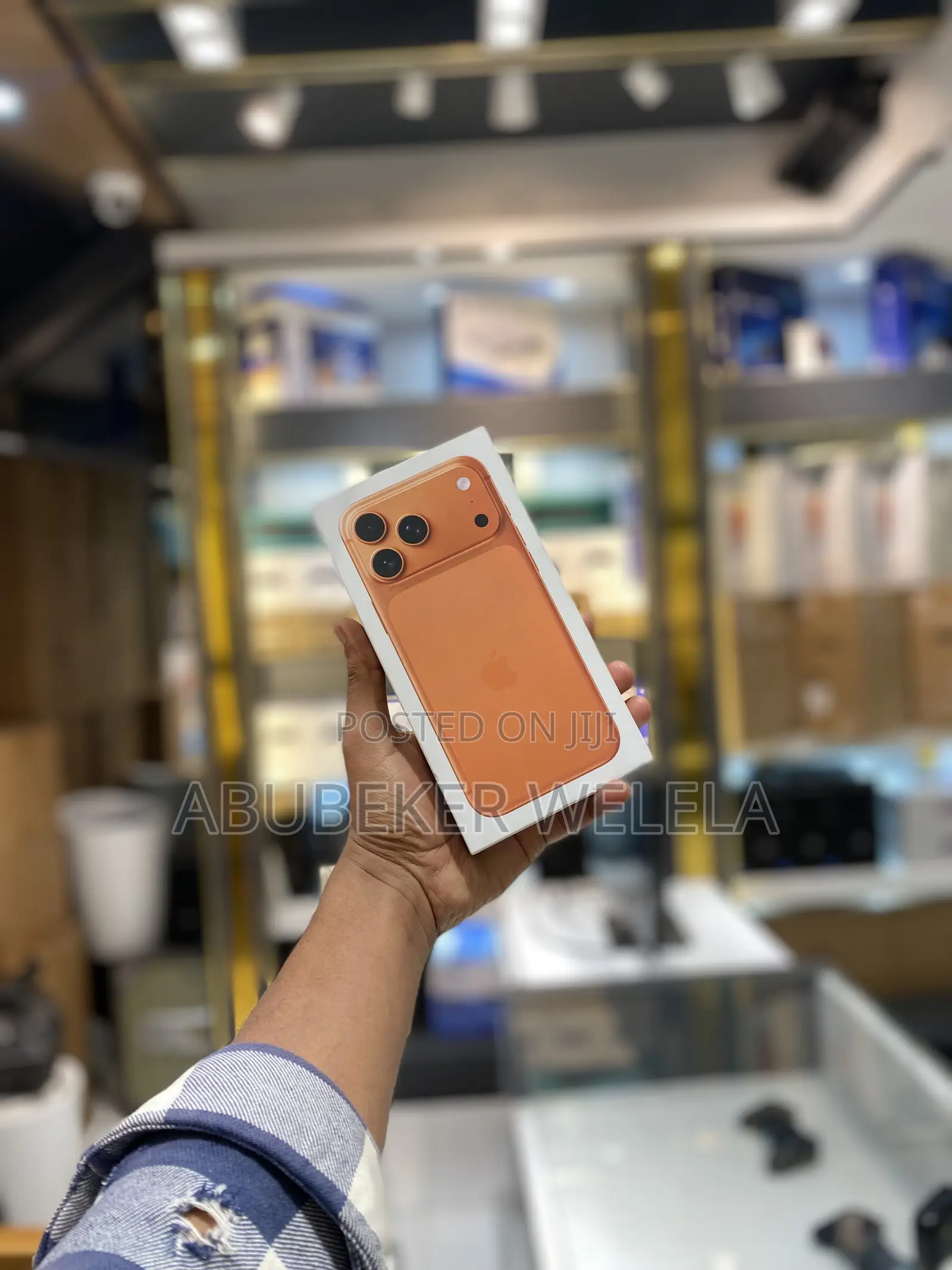 New Apple iPhone 17 Pro Max 256 GB Orange