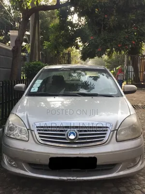 Photo - Geely SC7 2015 Silver