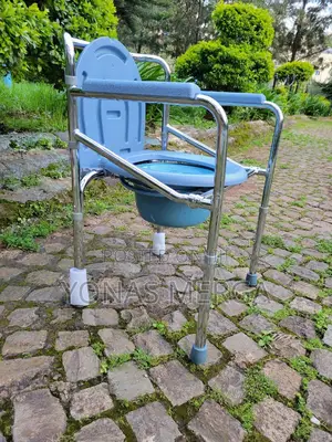 Photo - Adult Toilet Seat Potty餃矜commode Chair凸膀intimate Bucket凹凸commdo