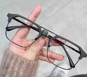 Photo - Blue Cut Eye Glass