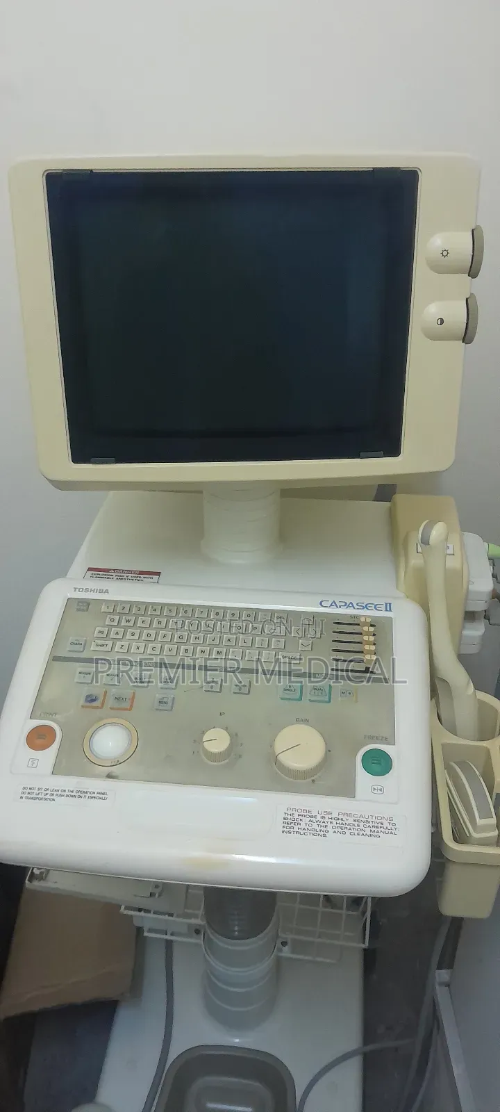 Ultrasound Machine With Two Probes