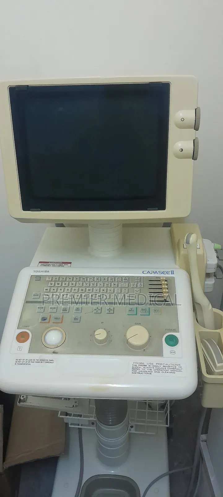Ultrasound Machine With Two Probes