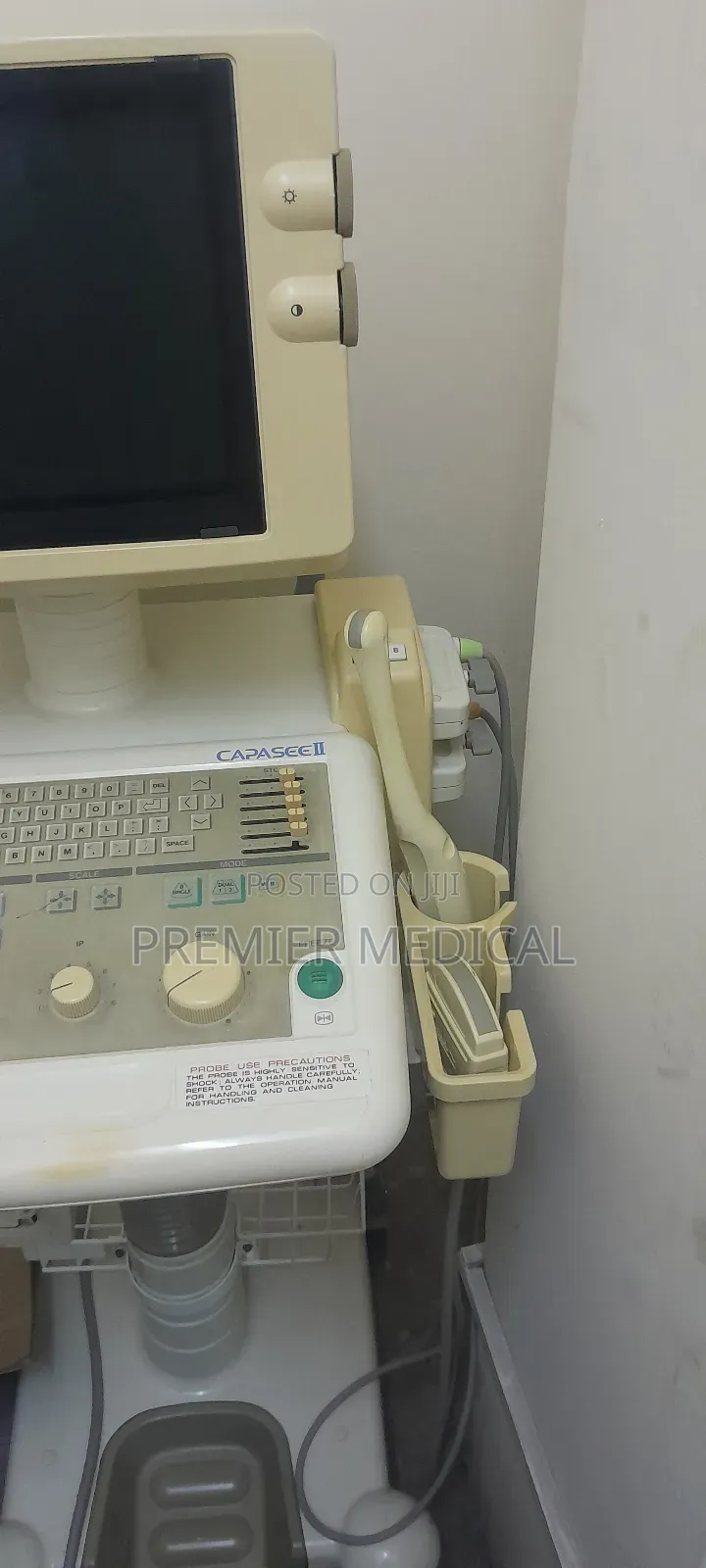 Ultrasound Machine With Two Probes