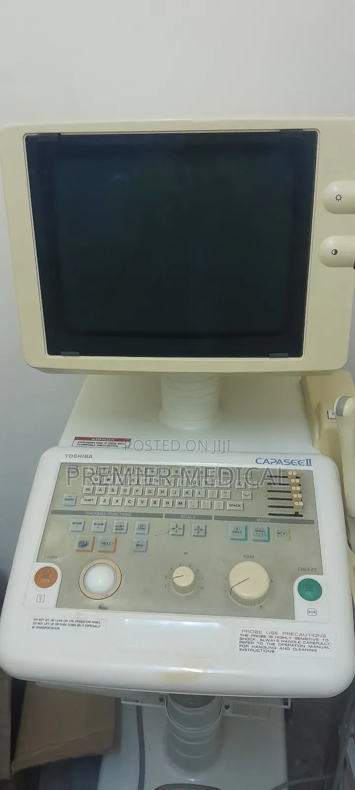 Ultrasound Machine With Two Probes