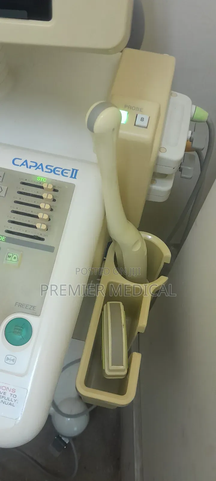 Ultrasound Machine With Two Probes
