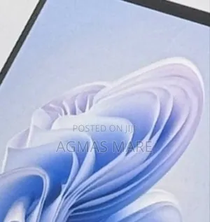 New Microsoft Surface Laptop 2 16GB Intel Core I7 SSHD (Hybrid) 512GB