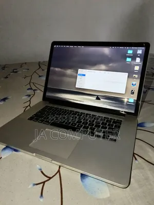 Photo - New Laptop Apple MacBook Pro 2015 16GB Intel Core I7 SSD 256GB