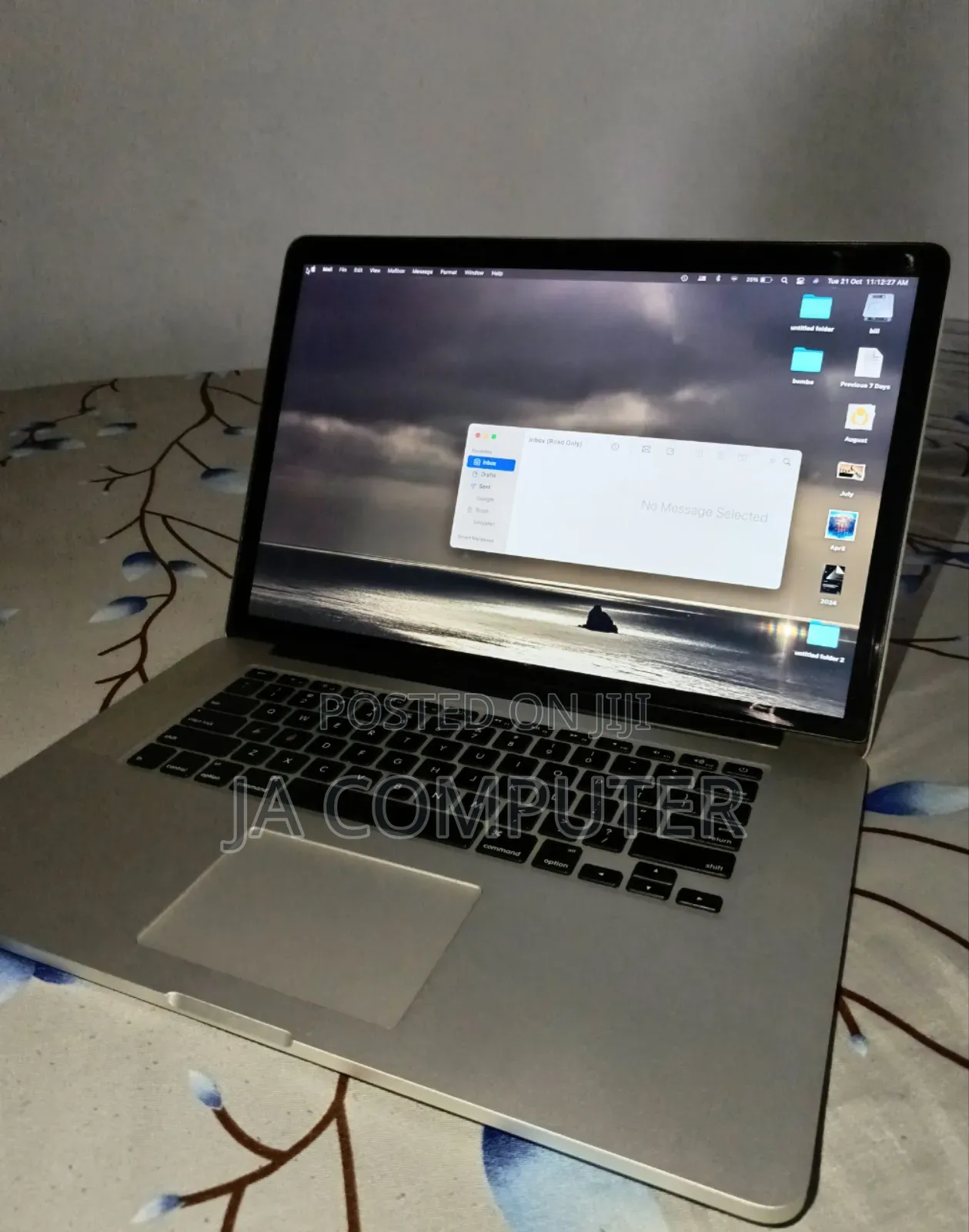 New Laptop Apple MacBook Pro 2015 16GB Intel Core I7 SSD 256GB