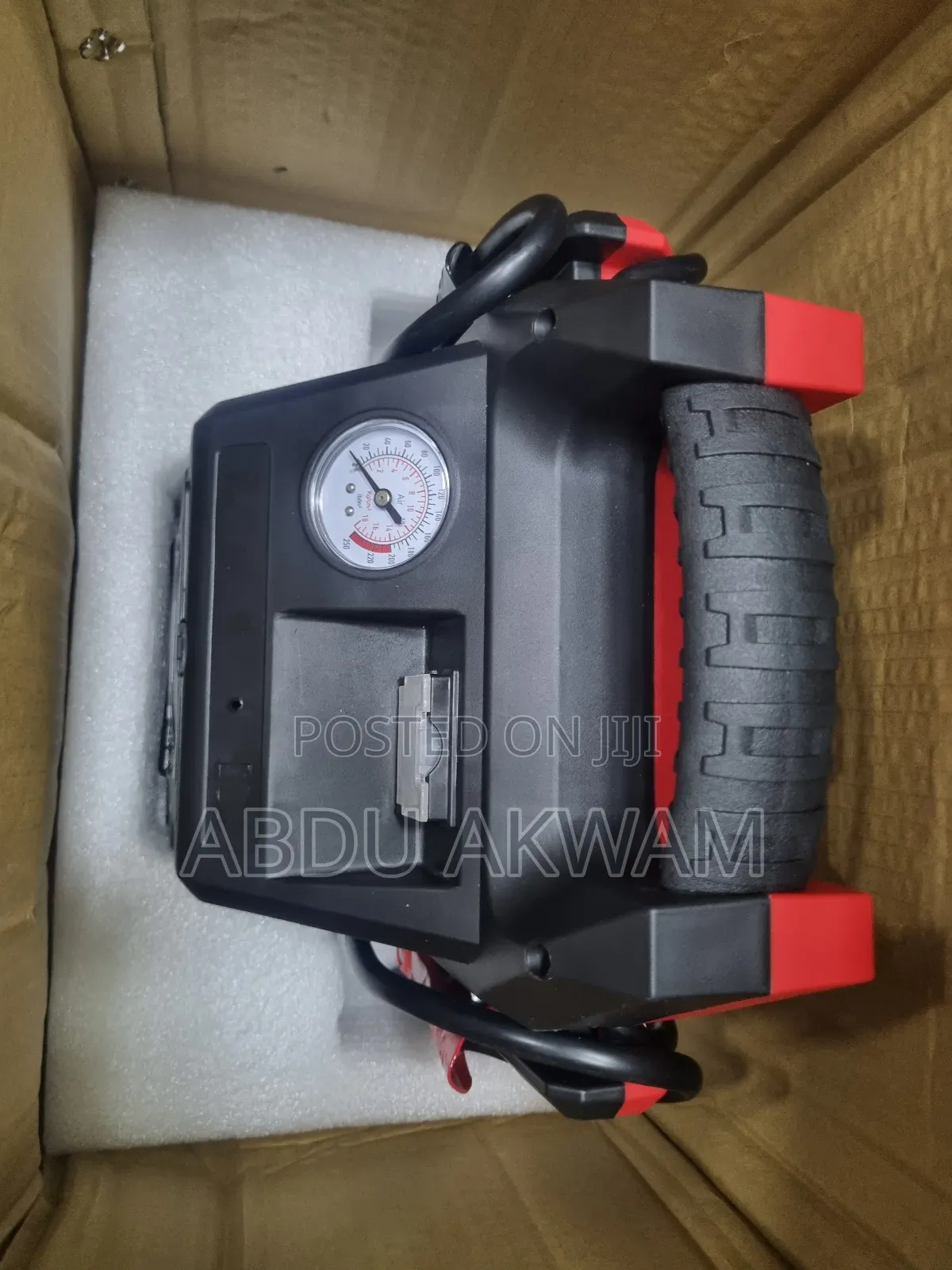 Jumper Car Jump Starter and Tire Inflator
