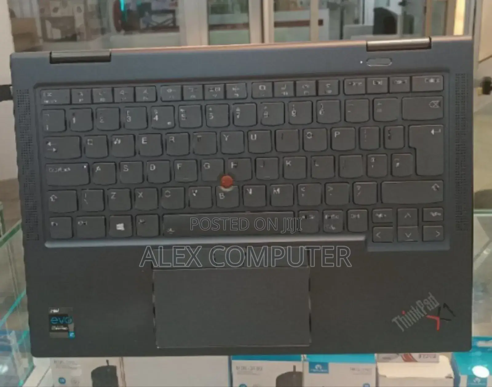 New Laptop Lenovo Thinkpad X1 Yoga 32GB Intel Core i7 SSD 512GB