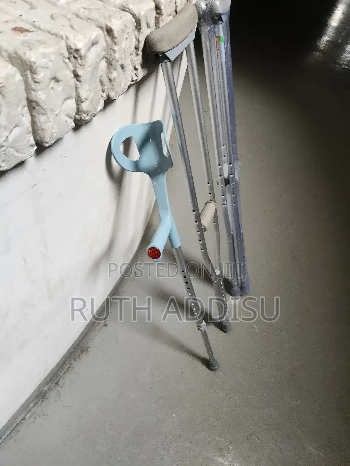 Axillary and Elbow Crutches轟炸medical Bilateral Axillary Crutches